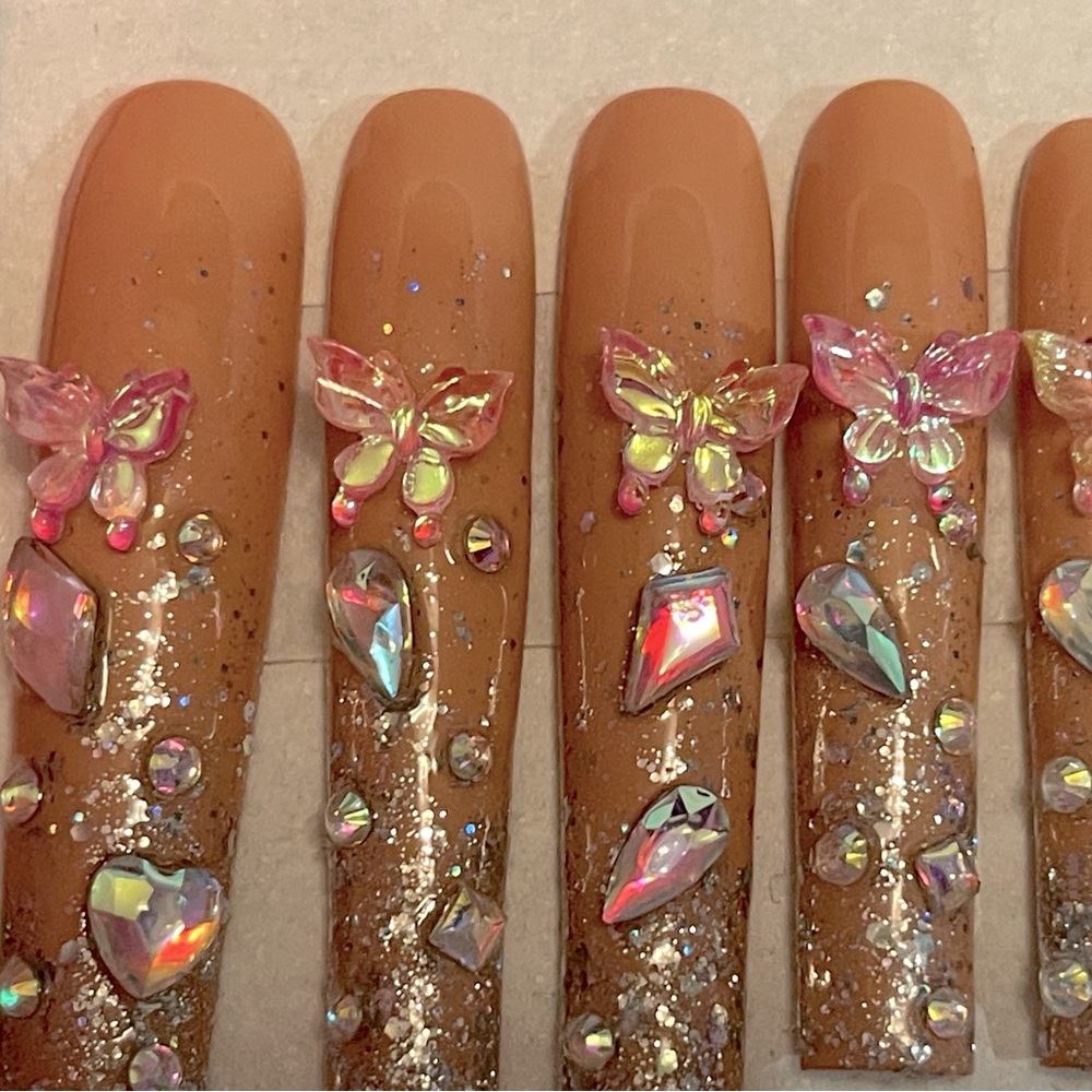 Press on Nails Lovely feminine warm deep beige press on acrylic gel nails - Picture 2 of 9